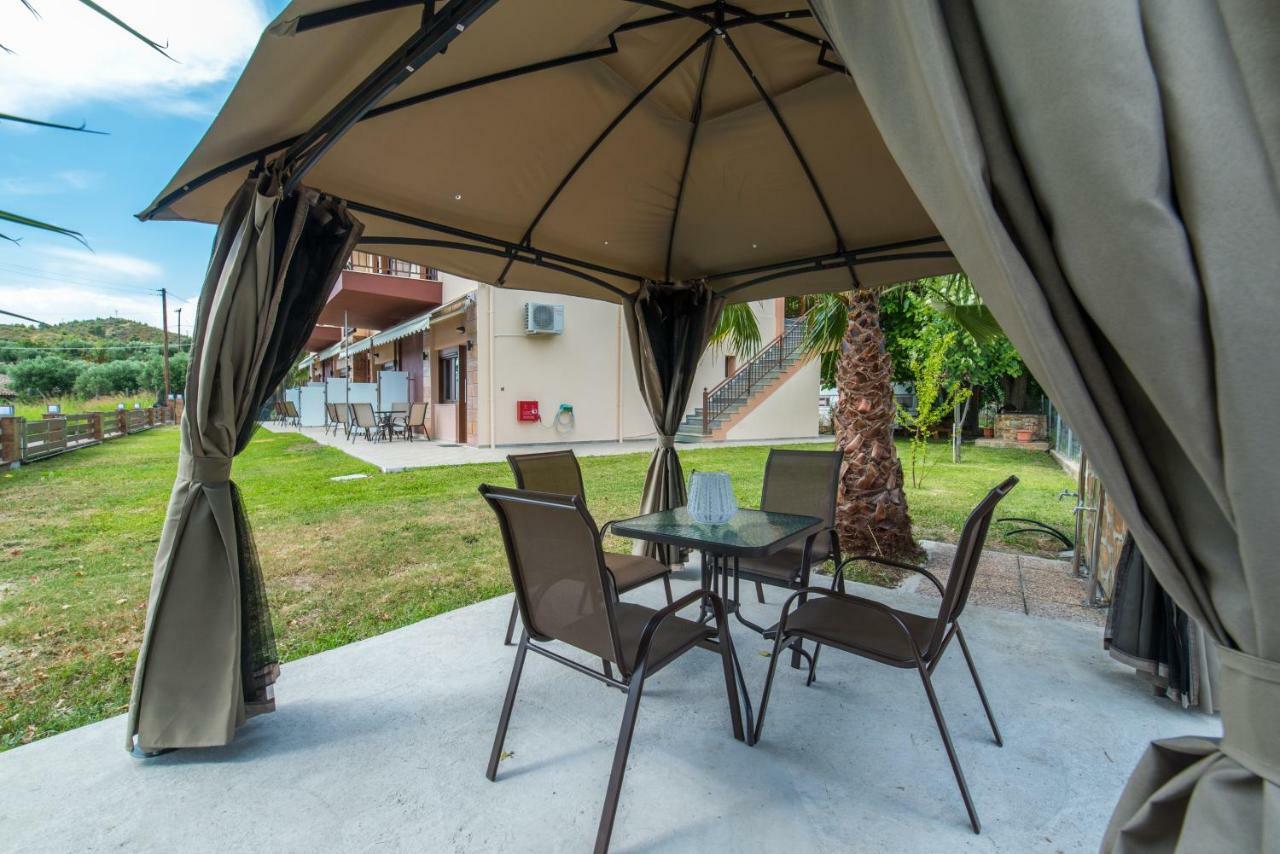 Luxury Apartments Marianna Neos Marmaras Exterior photo