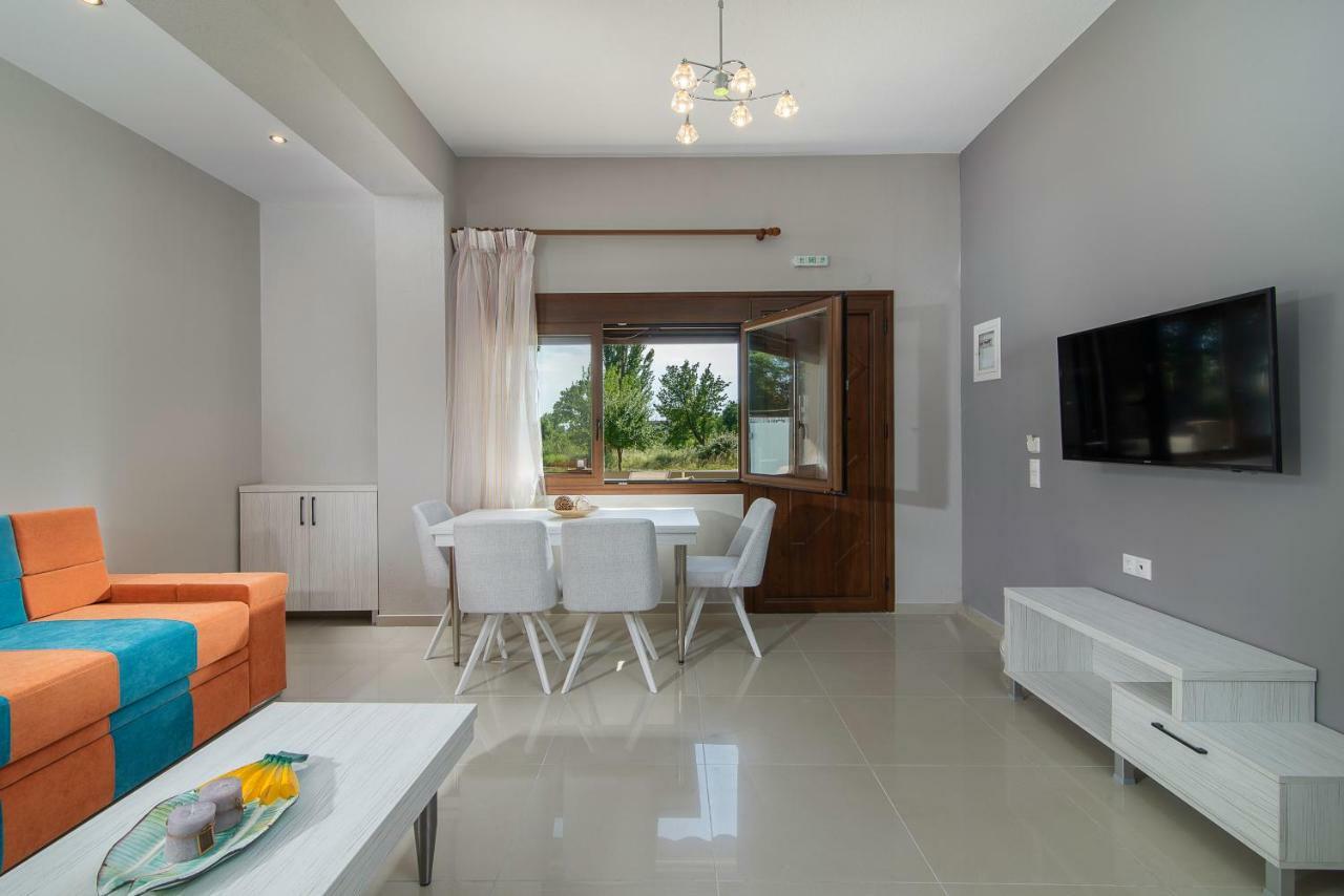 Luxury Apartments Marianna Neos Marmaras Exterior photo