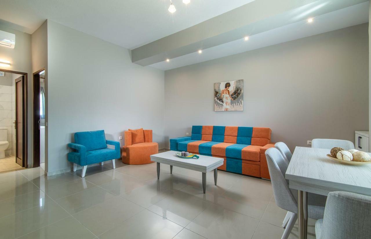 Luxury Apartments Marianna Neos Marmaras Exterior photo