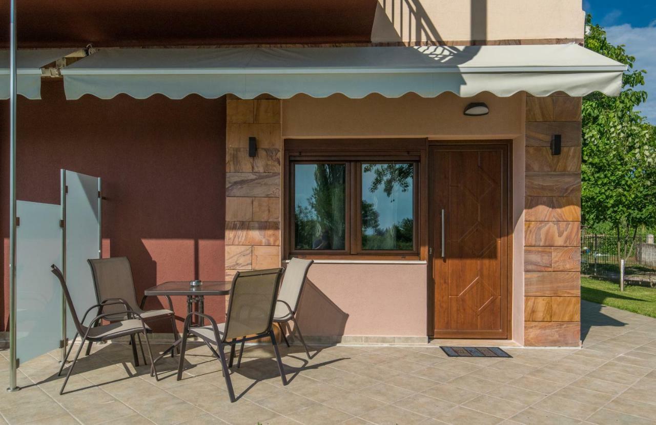 Luxury Apartments Marianna Neos Marmaras Exterior photo