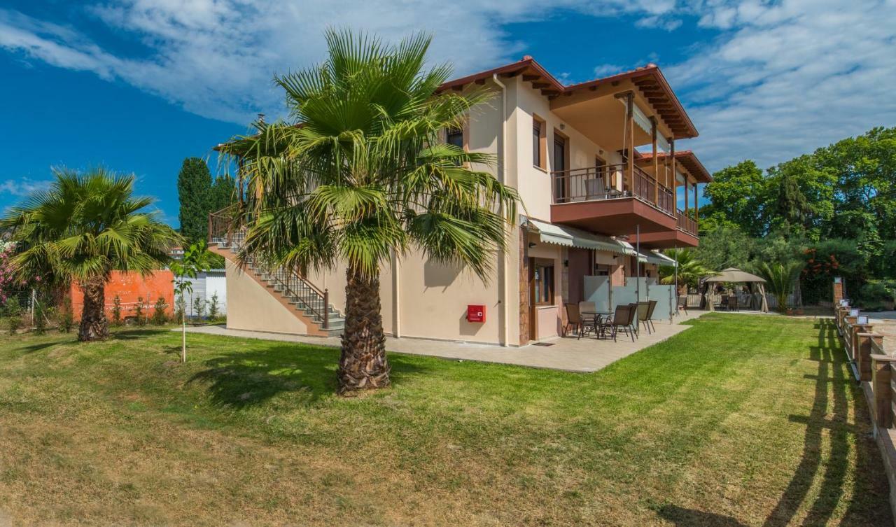 Luxury Apartments Marianna Neos Marmaras Exterior photo